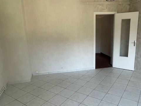   Location Appartement Appartement - 2 pi�ce(s) - 52 m�