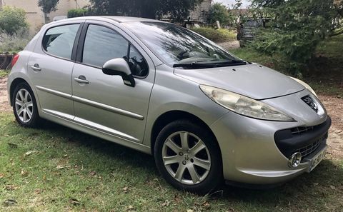 Peugeot 207 1.6e 16v 110ch Exécutive