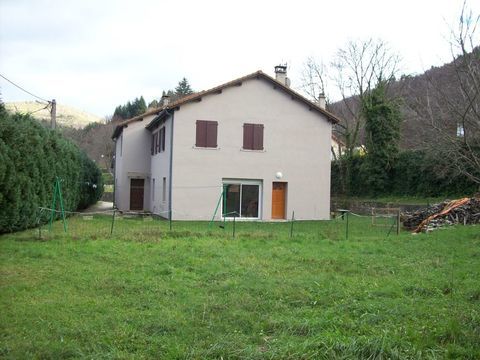   Appartement F3 48800 Villefort  Appartement - 3 pi�ce(s) - 60 m�