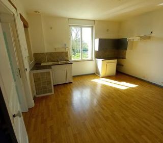  Appartement � louer 4 pi�ces 68 m� Saint-hippolyte