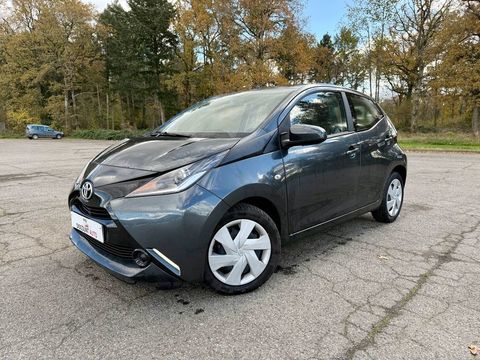 Toyota Aygo 1.0 VVT-i x-shift x-play 2016 occasion Aureilhan 65800