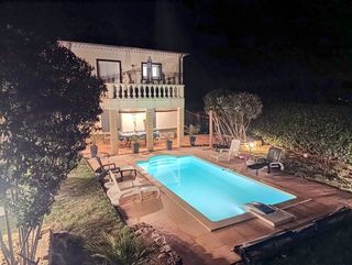  Villa � vendre 10 pi�ces 150 m�