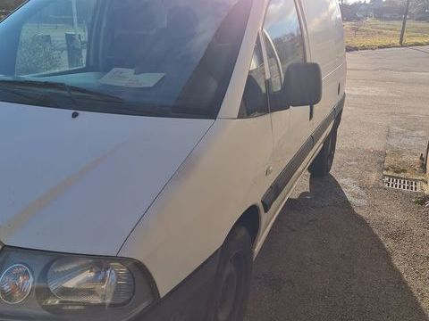 Peugeot Expert EXPERT 220C 2.0 Hdi - 110 T&Ocirc;LE 2005 occasion Arith 73340