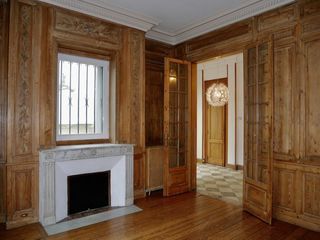  Maison � louer 8 pi�ces 244 m�