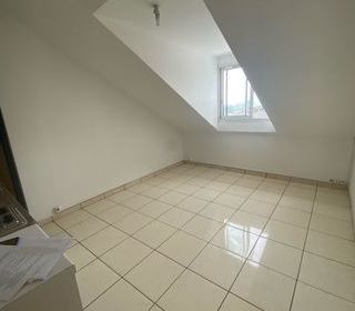  Appartement � louer 1 pi�ce 21 m� Le tampon