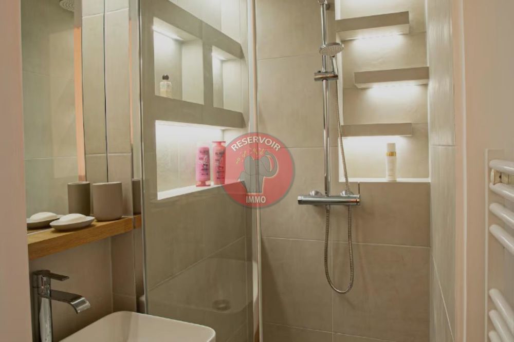 � vendre  Appartement Paris 10