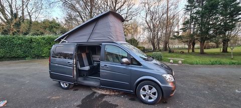 Van am&eacute;nag&eacute; Van am&eacute;nag&eacute; 2012 occasion La Vergne 17400