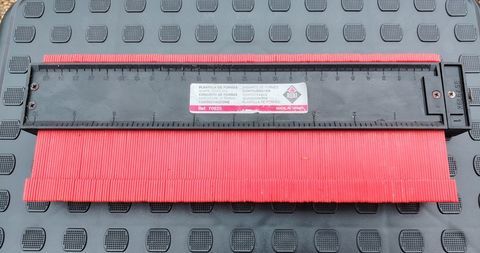 RUBI Gabarit de formes  70925 decoupe 25 Saint-Jean-de-Fos (34)