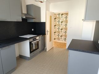  Appartement � louer 4 pi�ces 76 m�