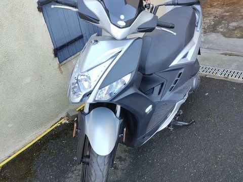 Scooter KYMCO 2019 occasion Angres 62143