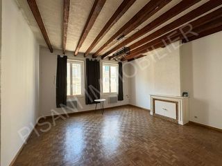  Immeuble � vendre 260 m�