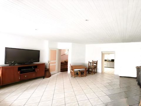   Maison F5 Maison - 5 pi�ce(s) - 90 m�