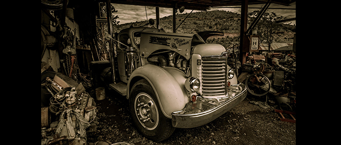 JULIAN AUTOMOBILES, concessionnaire 38