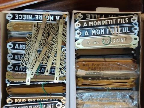 D&eacute;dicaces mortuaires 1 57600 Folkling