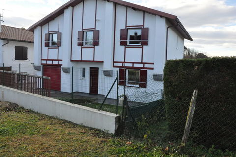   maison type 5 Maison - 5 pi�ce(s) - 127 m�