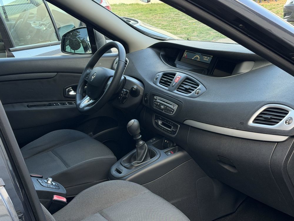 Sc&eacute;nic III Scenic III dCi 110 FAP eco2 Business Euro 5 2011 occasion 29510 Briec