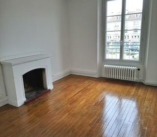  Appartement � louer 5 pi�ces 80 m�