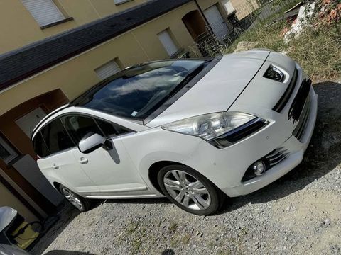 Peugeot 5008 2.0 HDi 150ch FAP BVM6 Allure 7pl 2013 occasion La Roche-Blanche 44522