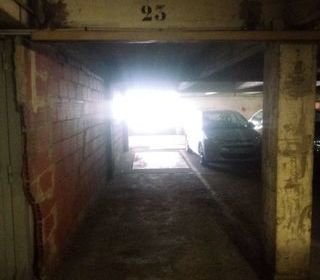  Parking / Garage � louer 10 m�