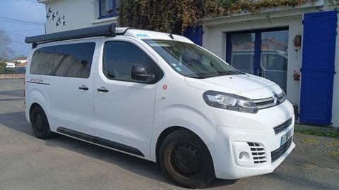 Van am&eacute;nag&eacute; Van am&eacute;nag&eacute; 2018 occasion Rez&eacute; 44400