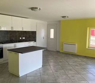  Maison � louer 5 pi�ces 90 m� Saillant