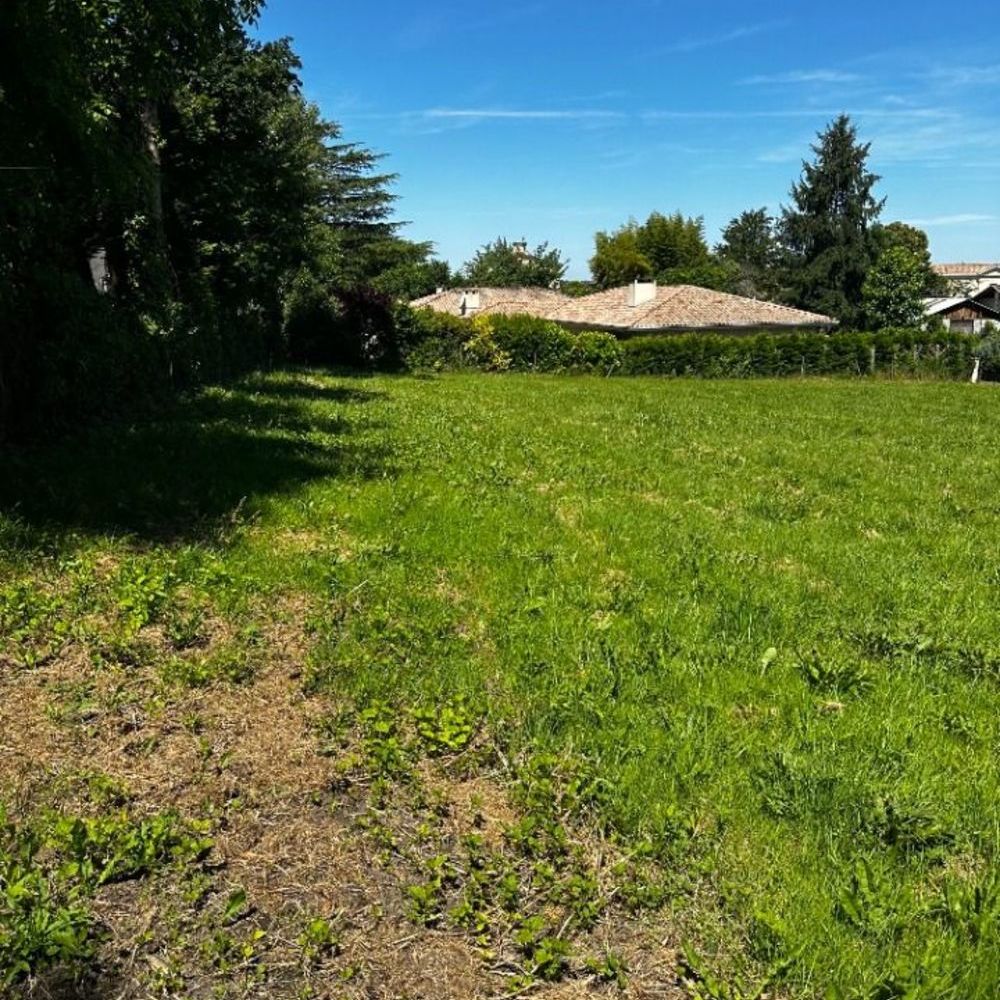 Maisons neuves   G�nissac (33420)