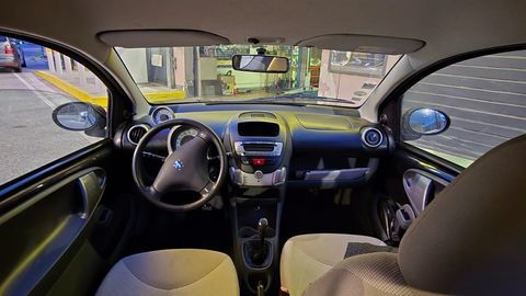 Peugeot 107 1.0e 12V 68ch 2-Tronic Trendy 2007 occasion Portes-l&egrave;s-Valence 26800