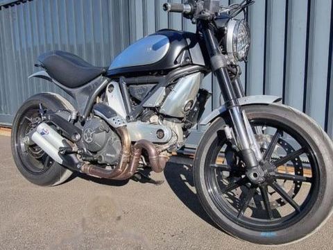 Moto DUCATI 2015 occasion Gosne 35140