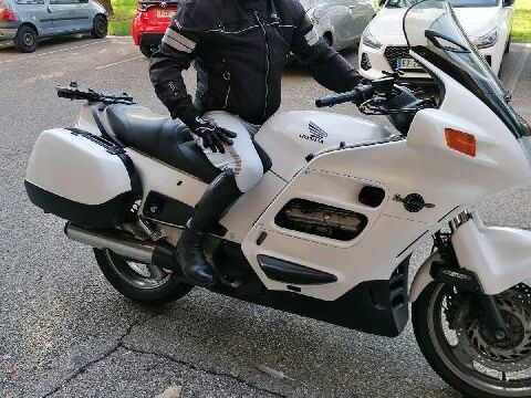 Moto HONDA 1997 occasion Oullins 69600