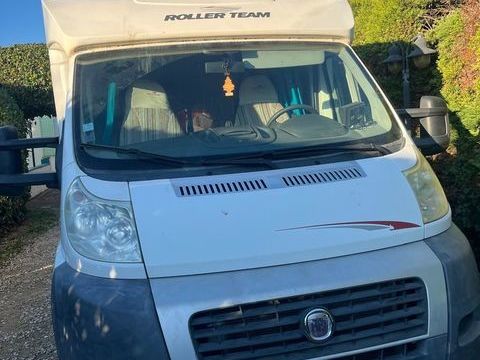 ROLLER TEAM Camping car 2009 occasion Arles 13200