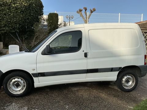 Peugeot Partner Utilitaire 1,6 litres 2006 occasion La Rochelle 17000