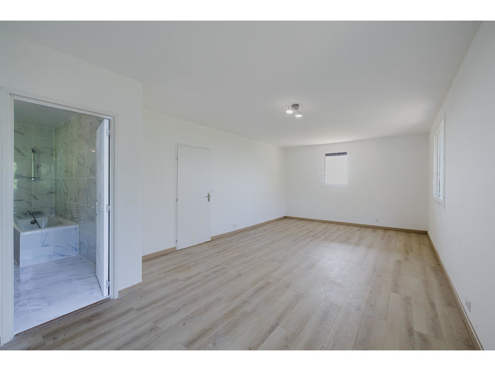 � vendre  Maison �chenevex (01170)