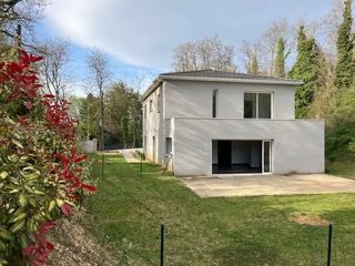  Maison � vendre 6 pi�ces 217 m�