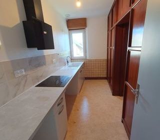  Appartement � louer 3 pi�ces 83 m�