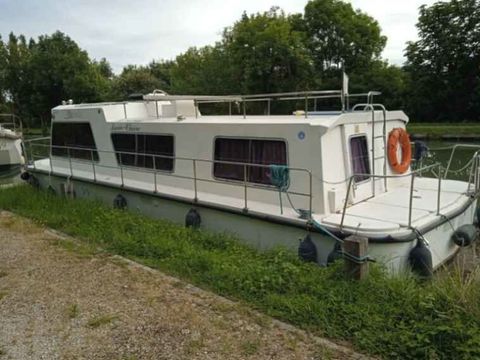 Bateaux &agrave; moteur Bateau fluvial 1987 occasion Castelsarrasin 82100