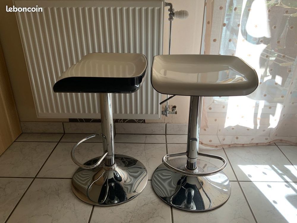 4 tabourets de bar Meubles