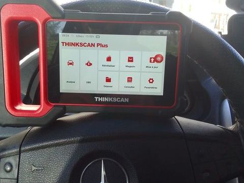 Pi&egrave;ces et &eacute;quipements Voiture Pi&egrave;ces et &eacute;quipements Voiture  occasion V&eacute;nissieux 69200