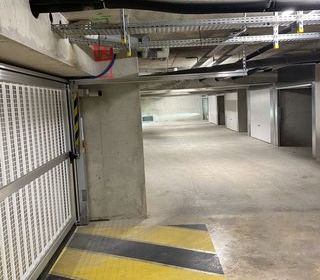  Parking / Garage � louer 18 m�