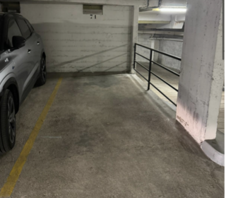  Parking / Garage � louer 10 m�