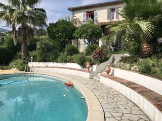  Villa � vendre 6 pi�ces 230 m�