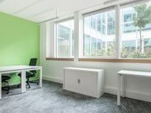 Bureau priv&eacute; pour 1&nbsp;personne &agrave; Hq Levallois-Perret 415 92300 Levallois-perret