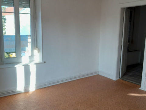   F2 Badonviller 54540 Appartement - 3 pi�ce(s) - 40 m�