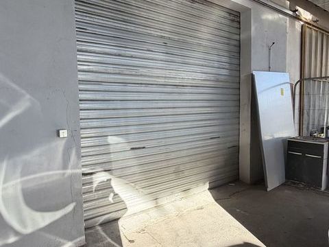   local pour stockage ou pour artisan Atelier - 1 pi�ce(s) - 50 m�