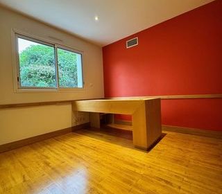  Maison � louer 6 pi�ces 180 m�