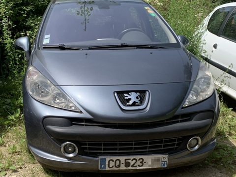Peugeot 207 1.6 HDi 16V 90ch BLUE LION Premium 2008 occasion Aix-les-Bains 73100