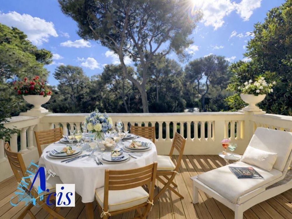 � vendre  Appartement Roquebrune-Cap-Martin (06190)