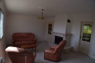  Maison � louer 4 pi�ces 115 m� Villev�que