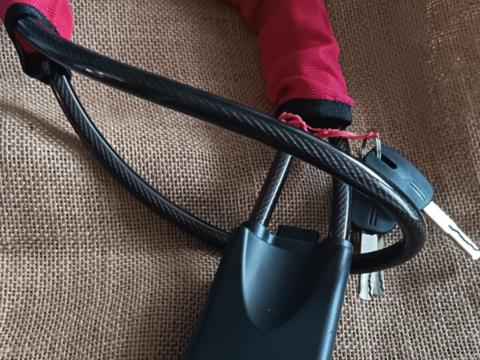 Pi&egrave;ces et &eacute;quipements Voiture Pi&egrave;ces et &eacute;quipements Voiture  occasion Aix-en-Provence 13100