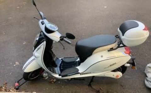 Scooter DIVERS 2021 occasion Asni&egrave;res-sur-Seine 92600