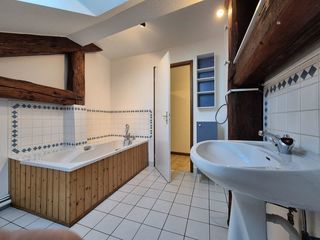  Appartement � louer 6 pi�ces 188 m�